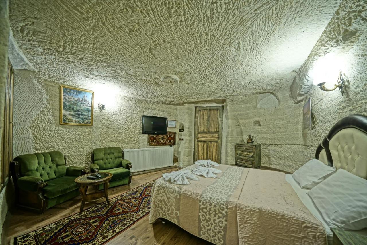 Kayatas Cave