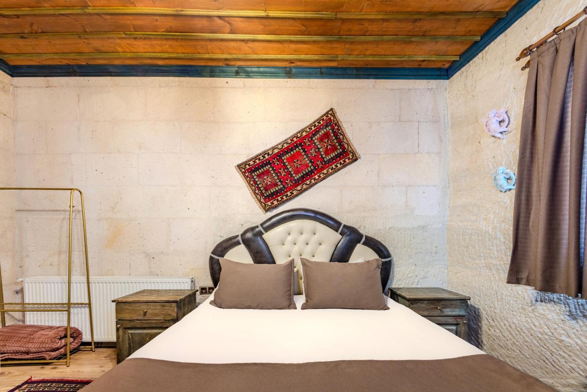 Hotel Kayatas Cave 2*