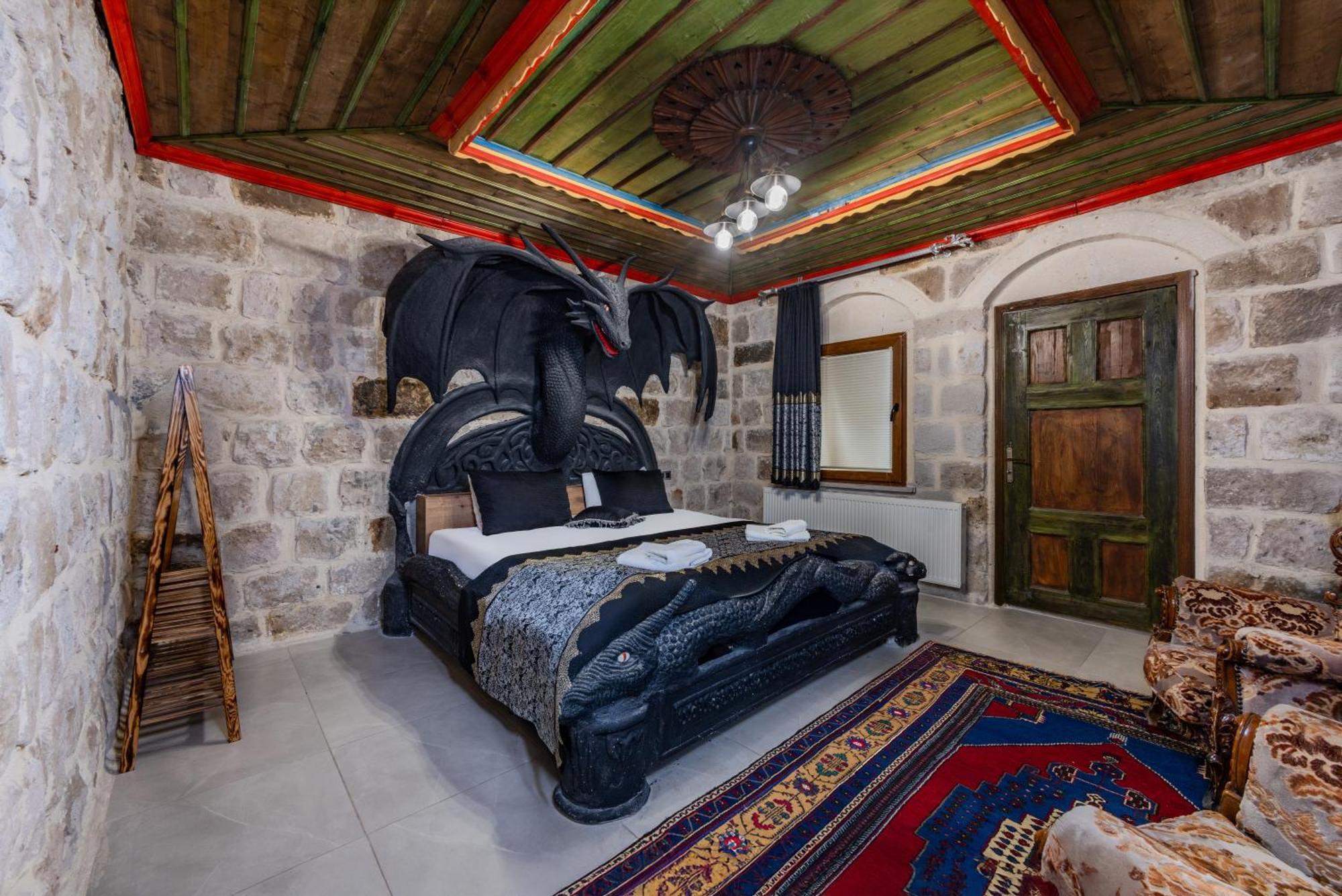 Hotel Kayatas Cave